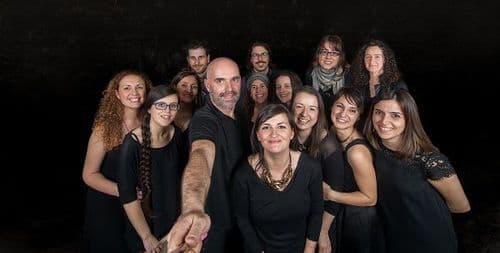 Imagen de Xabier Díaz & As Adufeiras De Salitre (Festval Son De Aquí)i